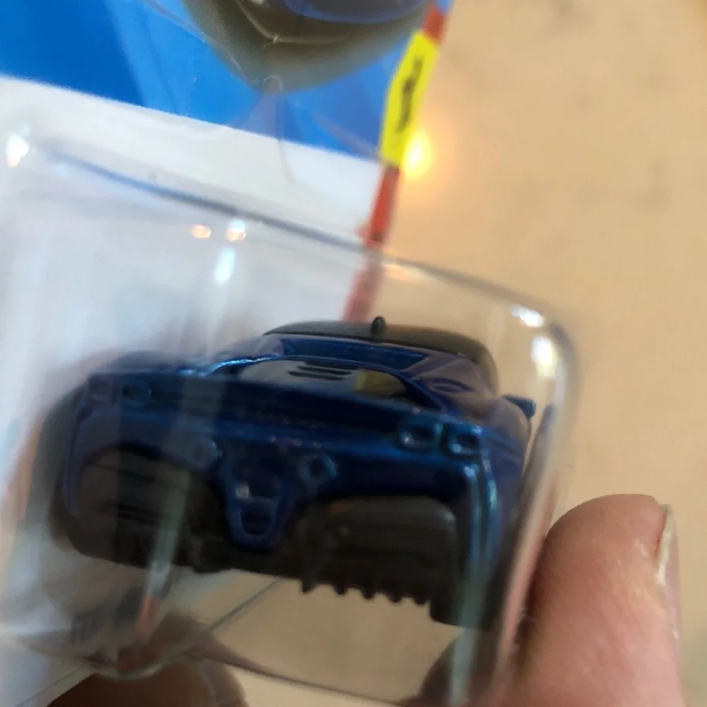 Mattel Hot Wheels Blue Ferrari SF90 Stradale